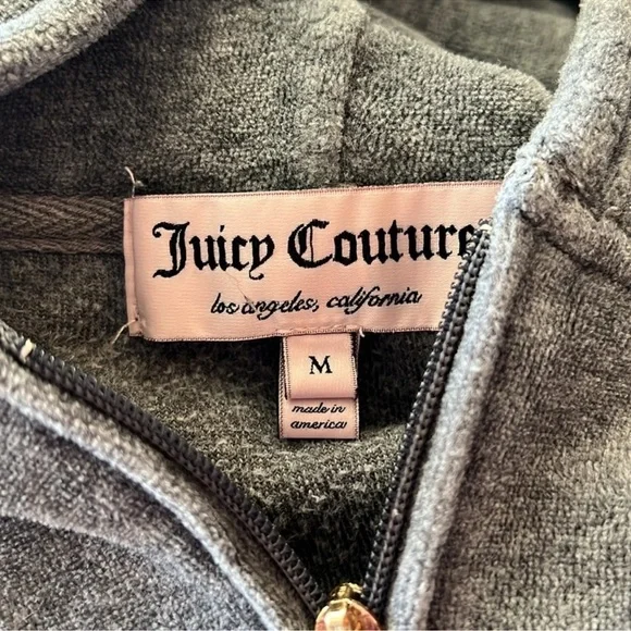 Juicy couture terry zip top with jewels in  “Juicy Loves Beijing” on the back - Picture 3 of 4